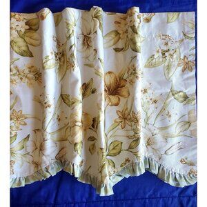 Vtg Williamsburg Valance 68Lx22" White, Creamy Yellow Floral Cotton Plaid Ruffle